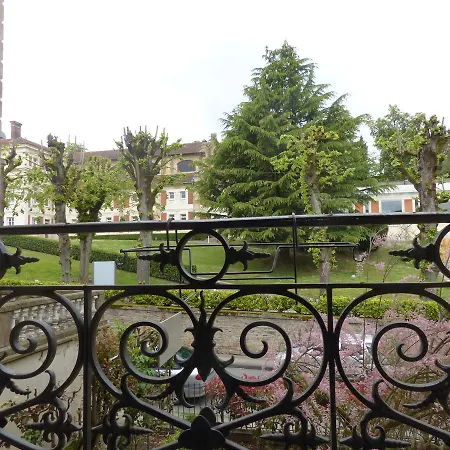 Des Thermes Bourbon-l'Archambault